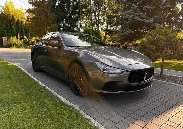 Maserati Ghibli cena 115000 przebieg: 159000, rok produkcji 2015 z Bełchatów małe 37